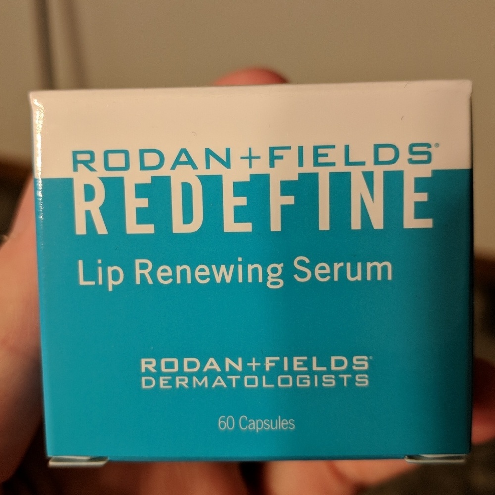 Rodan and Fields Lip Renewing Serum (new)